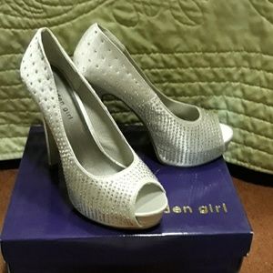high heel shoes